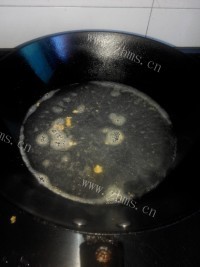 色味俱佳的鸡蛋面做法图解4)