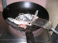 简单版鱼头炖豆腐做法图解3)