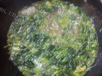 家常菜菠菜粉丝做法图解5)