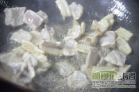 自制小炒农家酸芋荷做法图解4)