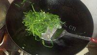 秀色的素炒空心菜做法图解5)