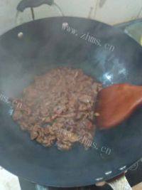 家常菜青椒炒牛肉做法图解6)