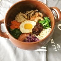 韩式石锅拌饭做法图解7)