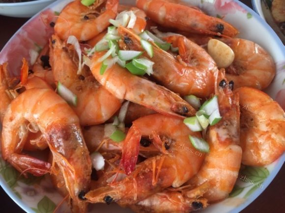 回味无穷的油焖大虾