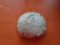 可口的肉松面包做法图解5)