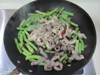 好吃的酱烧四季豆猪肚做法图解9)
