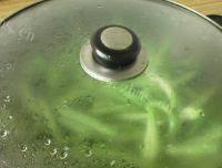 「念念不忘」素炒豆角做法图解5)