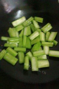 易做的清炒芥菜做法图解5)