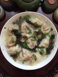 好吃的胡萝卜肉元宝馄饨做法图解9)