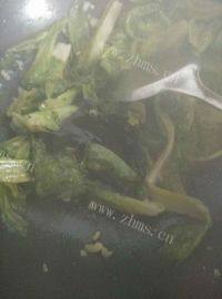 好吃的耗油生菜做法图解4)