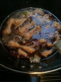 美味的卤鸡爪做法图解6)