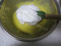 小纸杯戚风做法图解10)