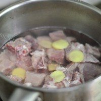 好吃的冬瓜排骨汤做法图解2)