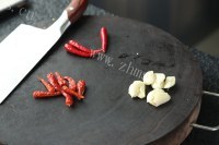 自制烟笋炒腊肉做法图解4)