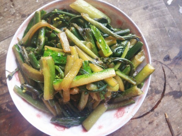 简单版红菜苔炒黄瓜条