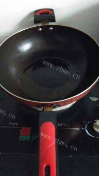自制肉炒土豆片做法图解5)