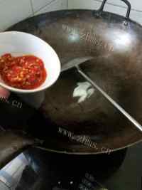 芳香四溢的莴笋木耳炒肉片做法图解6)