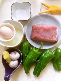 五味俱全的青椒肉丝做法图解1)