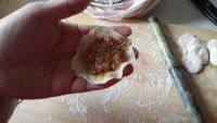 自制白菜猪肉水饺做法图解28)