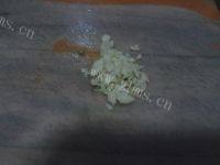 甘脆的蒜香西兰花做法图解2)