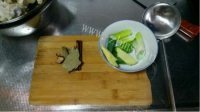 色香味俱全的炖猪蹄做法图解4)