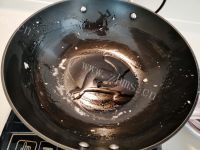 家常洋葱炒鸡蛋做法图解3)
