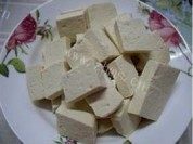 油菜炒豆腐做法图解1)