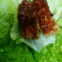 热腾腾的韩国烤肉