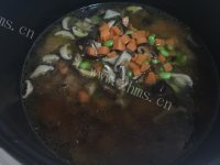 香喷喷的焖排骨饭做法图解6)