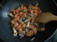 五花肉炖土豆做法图解6)