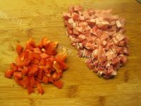 家常菜肉丁炒酸豇豆做法图解2)
