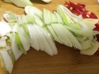 丝瓜豆腐家庭版做法图解4)