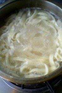 妈妈教我做牛肉面做法图解11)