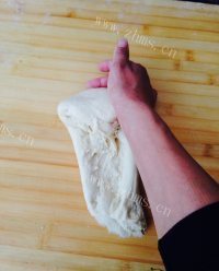 热腾腾的炼奶吐司做法图解13)