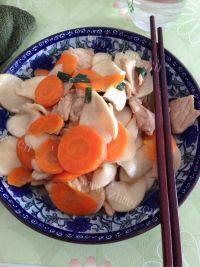 家常菜杏鲍菇炒肉片
