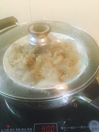 美味的香芋蒸排骨做法图解4)