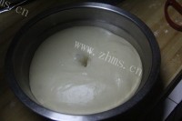 香飘十里的椰蓉花形面包做法图解11)