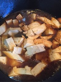 家常菜豆腐煲做法图解7)