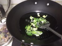 口感丰富的青椒杏鲍菇做法图解2)