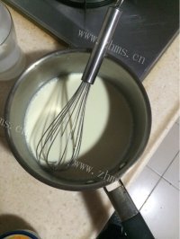 美味营养的葡式蛋挞做法图解4)