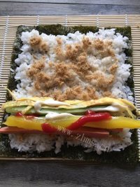 自制紫菜包饭做法图解10)