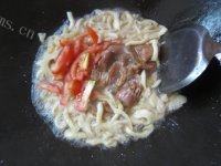 家常菜平菇炒肉片做法图解5)