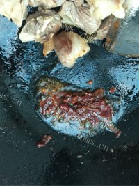 好吃不腻的红焖羊肉做法图解5)