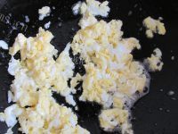 美味的南瓜鸡蛋水饺做法图解4)