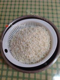 「手工美食」嘉兴肉粽做法图解6)
