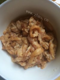 家常菜土豆炒肉丝做法图解2)