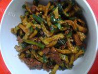 家常菜萝卜干炒肉
