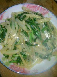 家常菜韭菜土豆丝