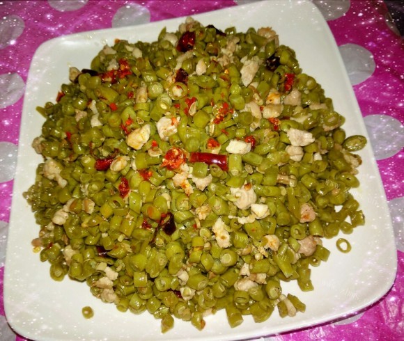 酸豆角炒肉末