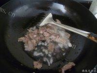 自己做的豆角炒肉做法图解4)
